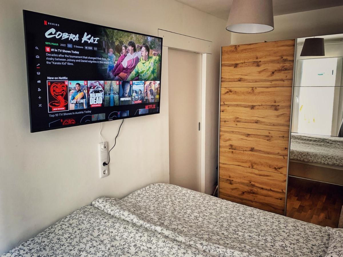 Luma Apartment Near Schoenbrunn With Parking Виена Екстериор снимка